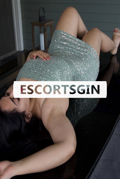 Vip call girl home and online service available  hr 