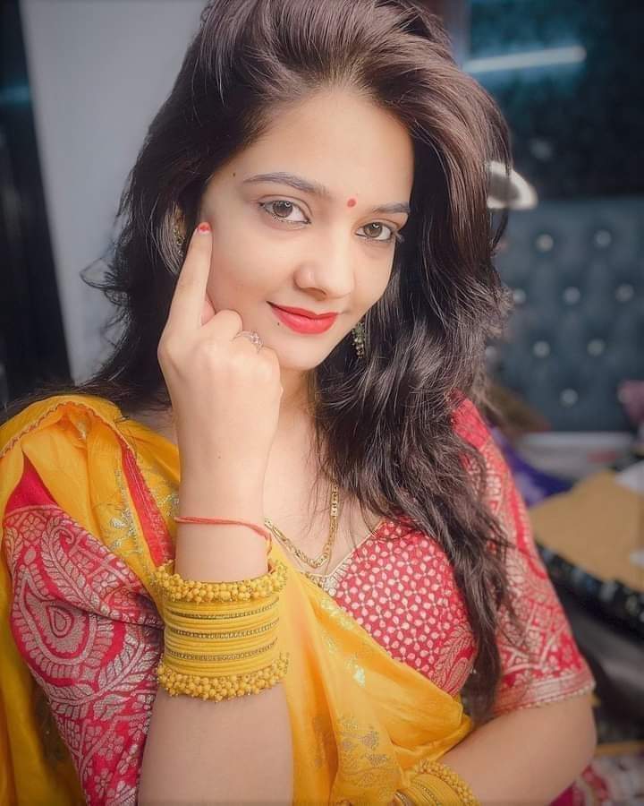 Vip top model educated college student call girl Soniya Kimari