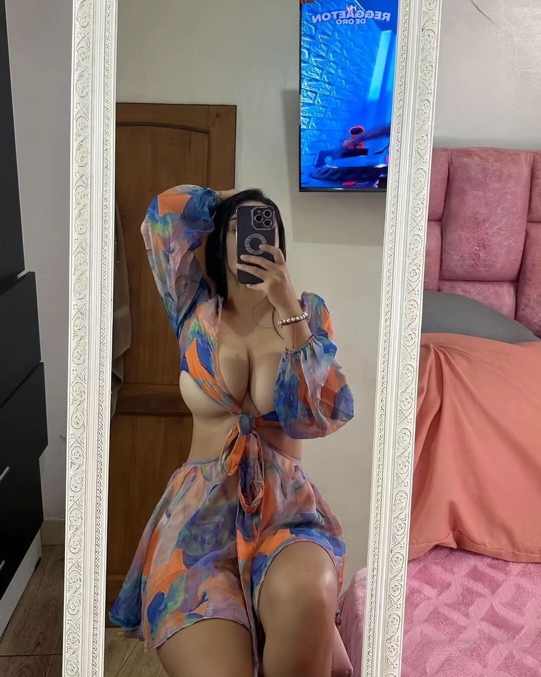 Amazing Call Girl Offered Unlimited Shots in Erode