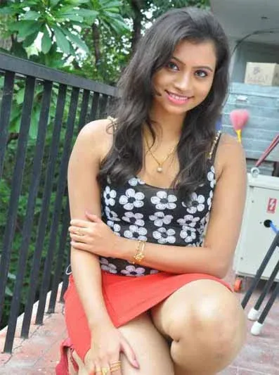 Foreigner Escorts near Hotel Red Fox Srikakulam Call Girls