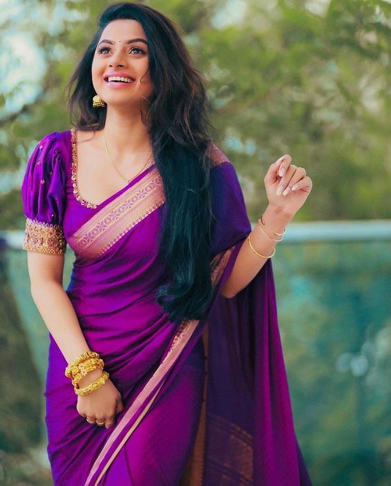 Vip top model educated college student call girl Soniya Kimari