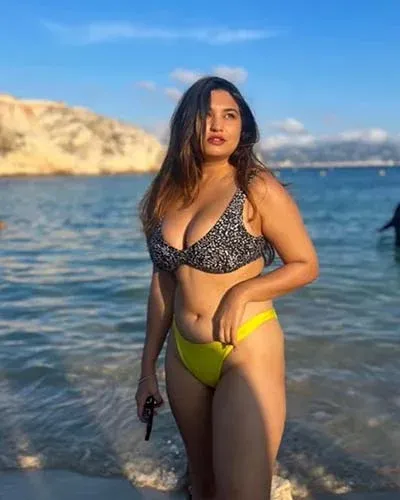 Foreigner Escorts near Hotel Red Fox Sheikhpura Call Girls