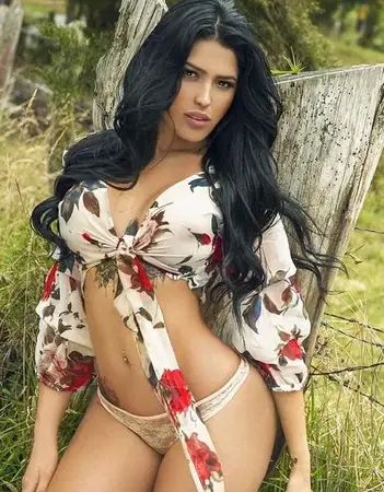 HOT SEXY HIGHEST PROFILE CALL GIRL SERVICE AVAILABLE